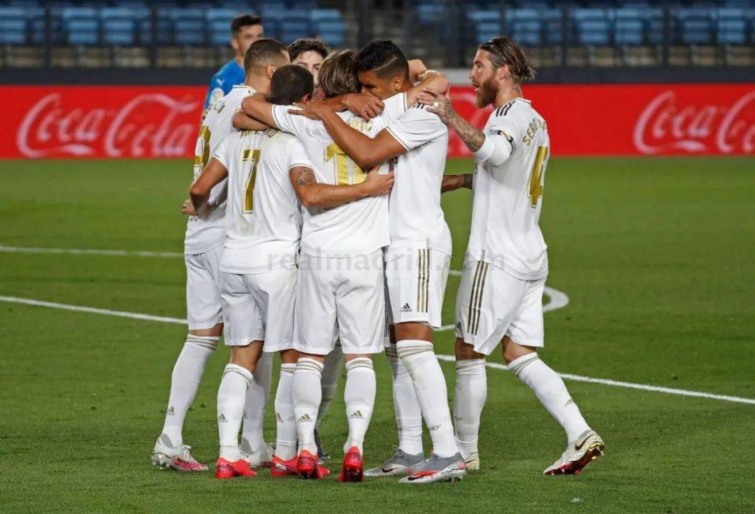 也能拉拽盯 也能拉拽盯