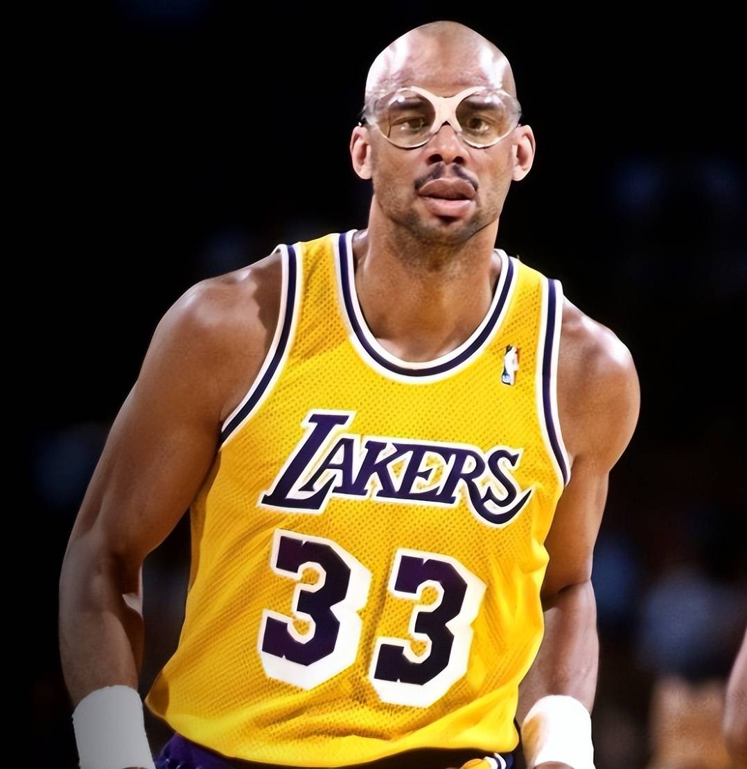 育碧公布多部《孤岛惊魂》跨媒体作品